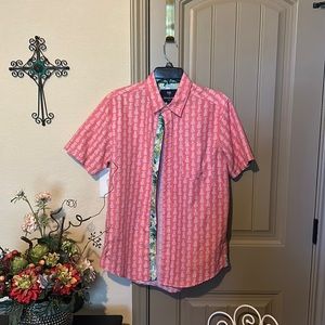 Men’s Medium Collared Button Down Short Sleeve Shirt